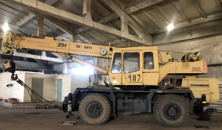 Кран короткобазный Юргинец КС-5871